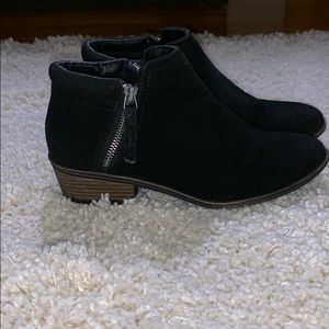 SM New York Black ankle boots